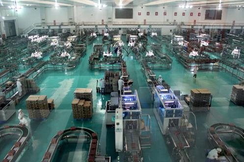 全自動食品/藥品/日用品后段包裝生產線(圖1) 全自動食品/藥品/日用品后段包裝生產線(圖1)